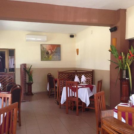 Acropole Hôtel Cotonou Extérieur photo