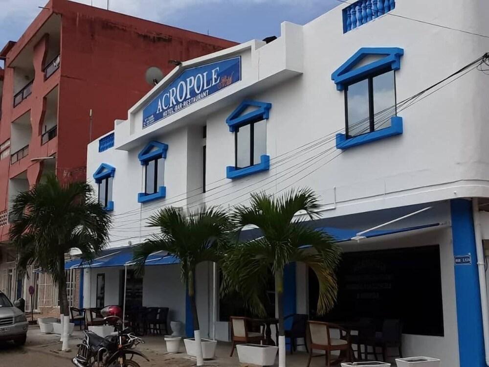 Acropole Hôtel Cotonou Extérieur photo