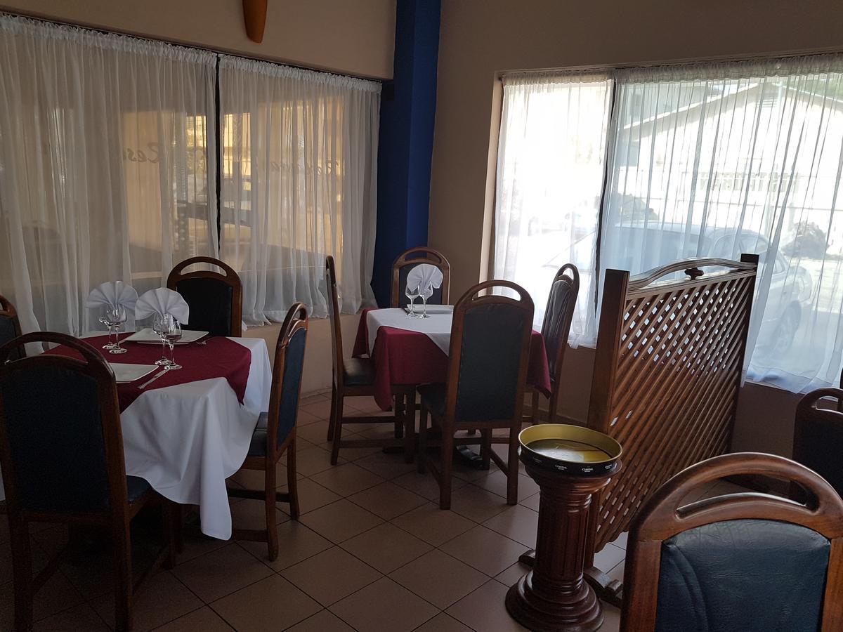 Acropole Hôtel Cotonou Extérieur photo