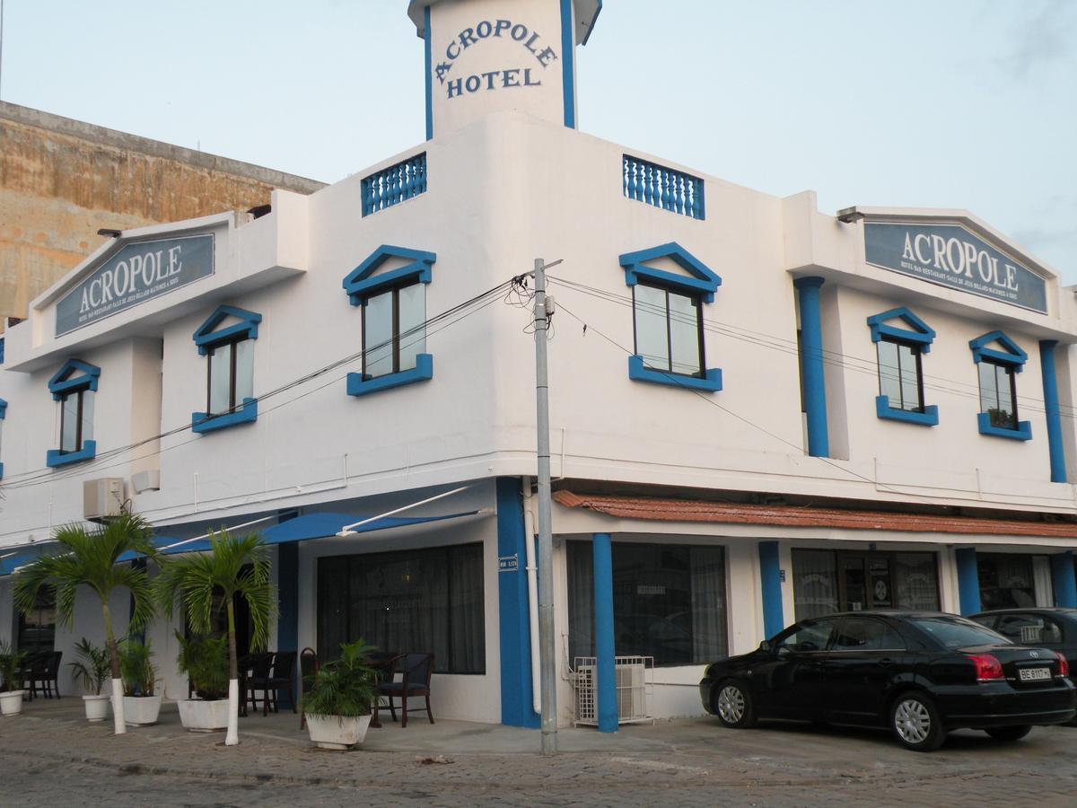 Acropole Hôtel Cotonou Extérieur photo